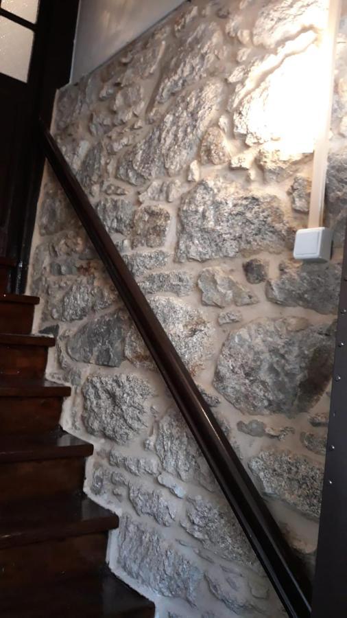 Piso Centrico Amplio, Luminoso, En Casa De Piedra Leilighet Guitiriz Eksteriør bilde